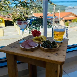 https://sobrado1-porto-belo-viva-uma-experiencia-diversa.santa-catarina-brasil.com