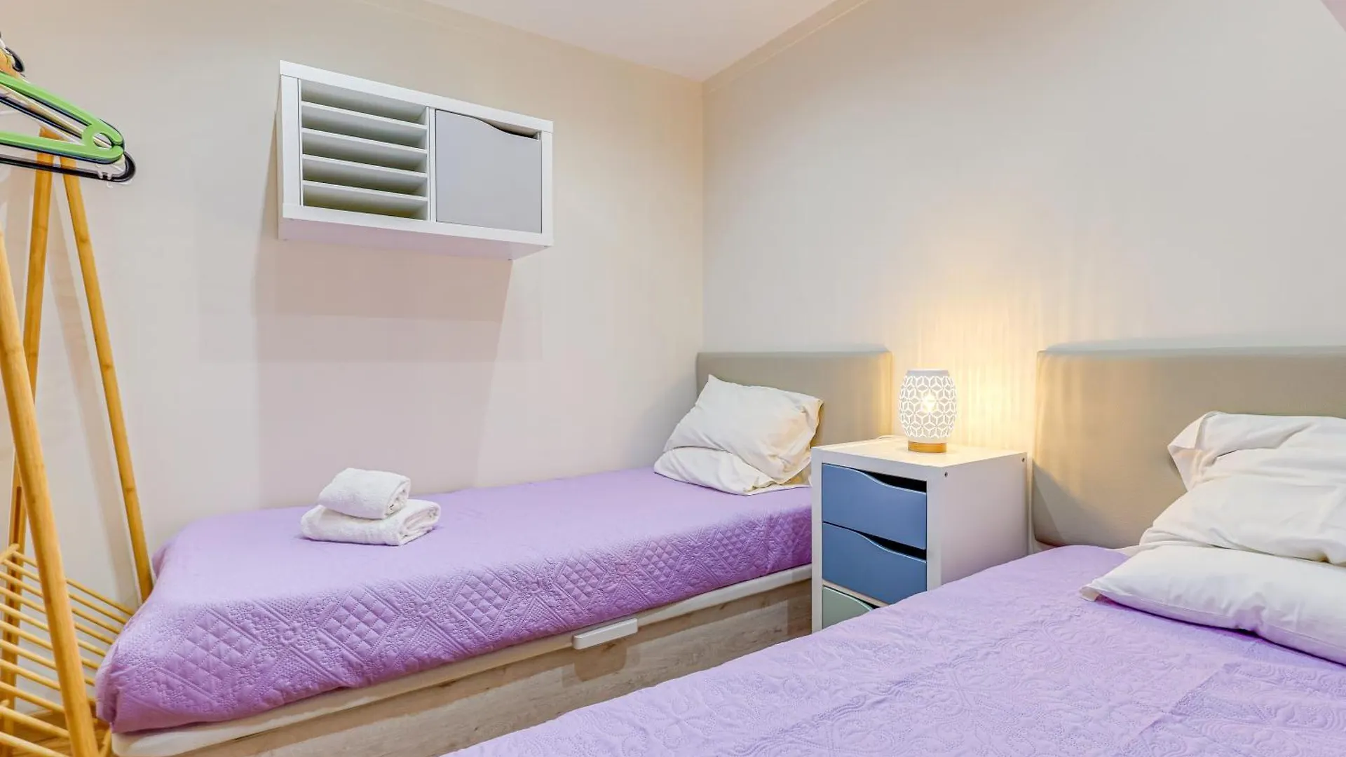 Apartment With 2 Bedrooms, 2M To The Beach Armação de Pêra